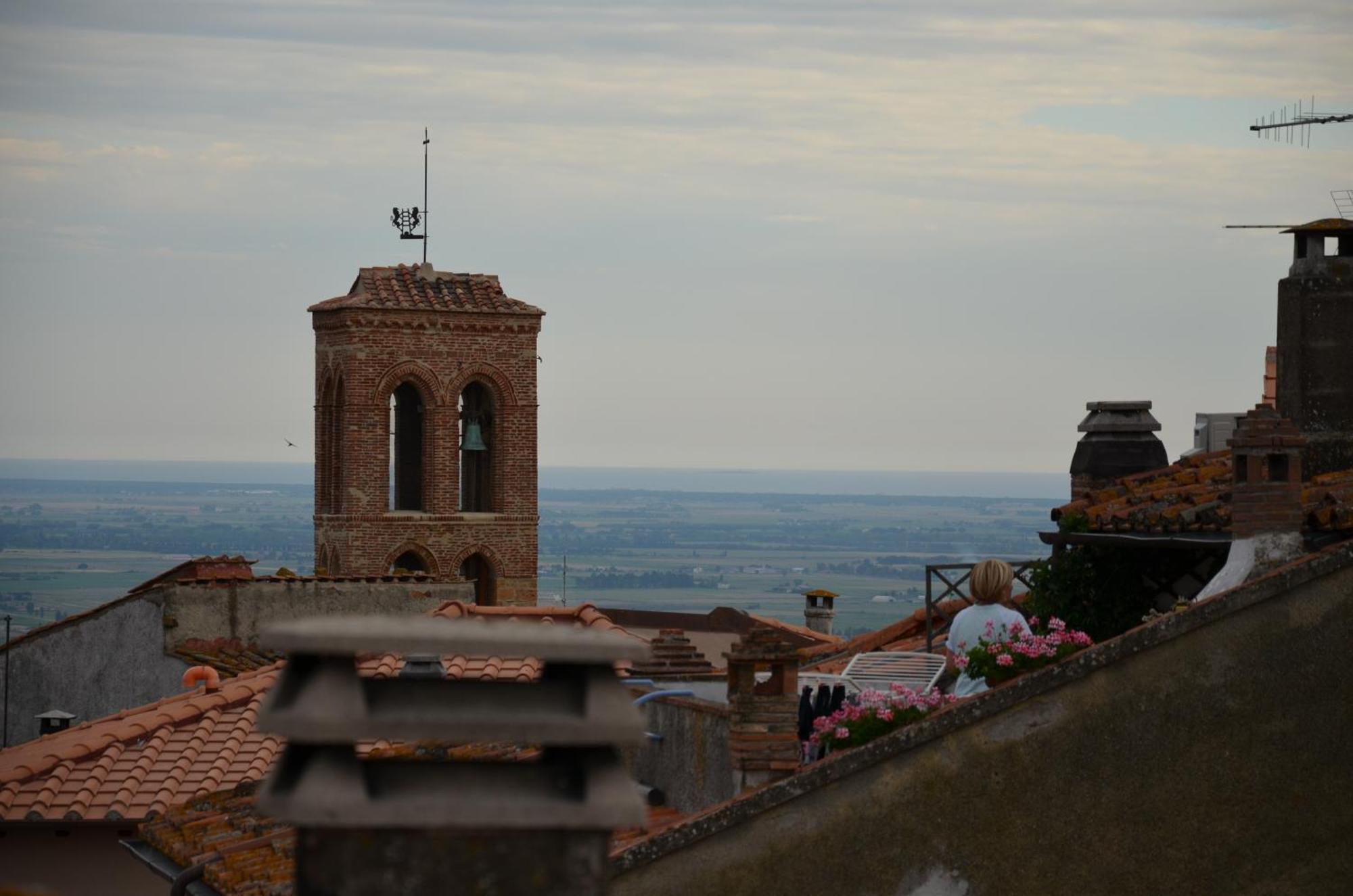Апартаменты La Divina Dimora Il Castello Degli Spiriti Magni Montepescali Номер фото